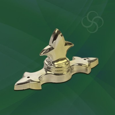 gold fleur wreath holder small